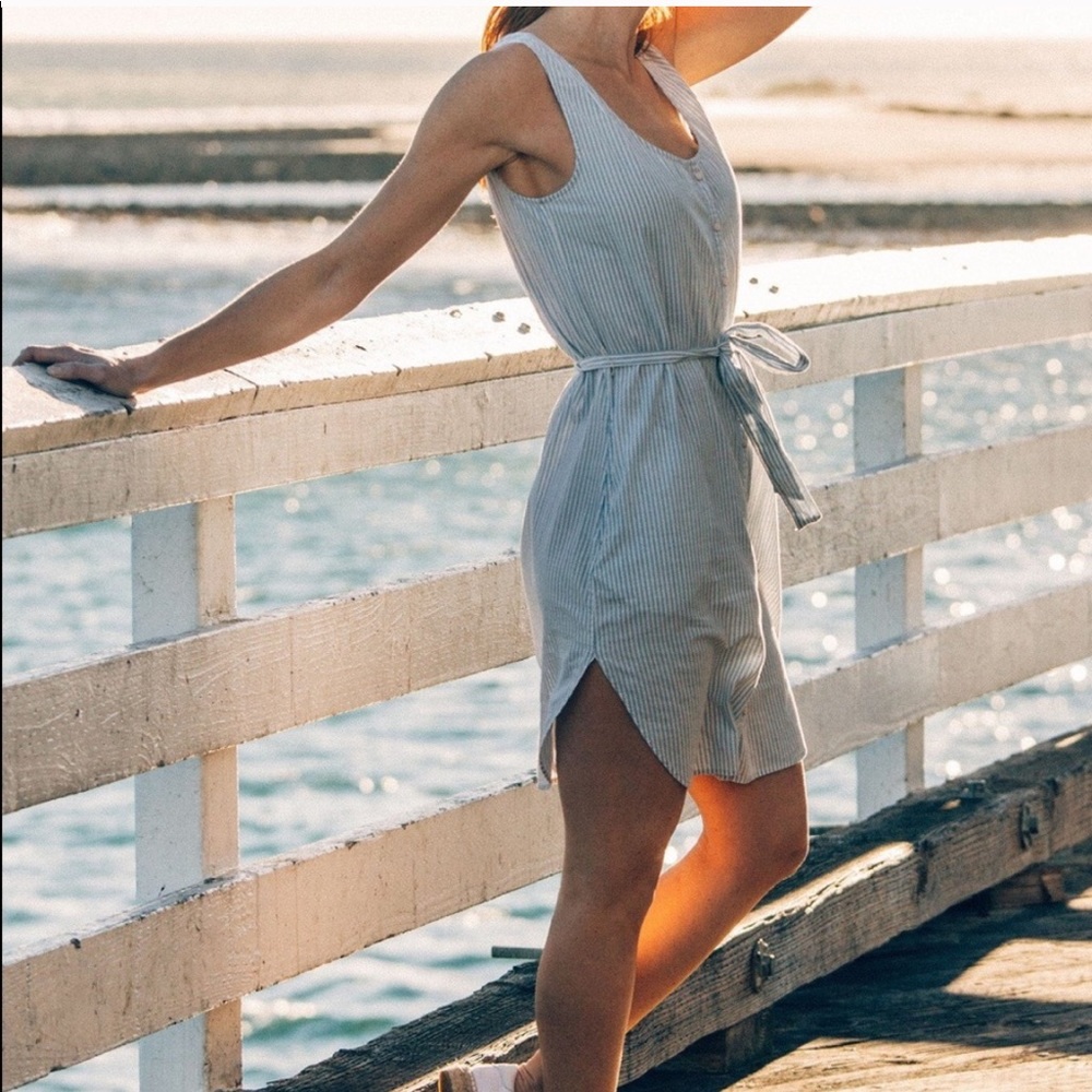 NWT Faherty dress